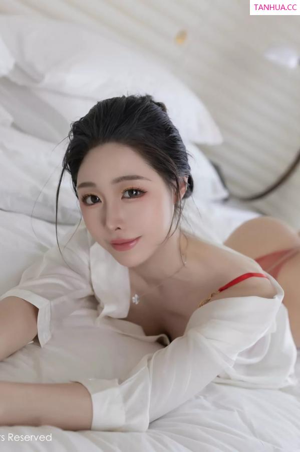 逗逗DouDou  [XiuRen]高清写真图 2025.06.13 No.10411 小逗逗 原色丝袜第35张图片
